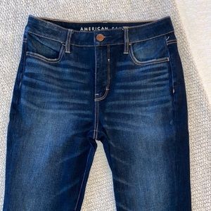 American Eagle High Rise Jeggings, Size 8 LONG, Color: dark denim